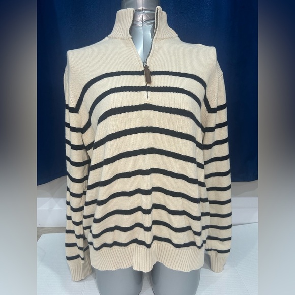 Brandy Melville Cream and Black Zip-Up Sweater - Picture 1 of 6